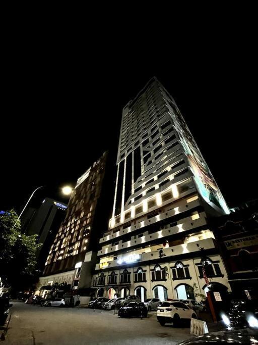 Апартаменты #16 M101 Dang Wangi Klcc View Pool By Livin Куала-Лумпур Экстерьер фото